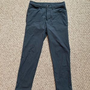 Men’s Lululemon ABC commission pants 30x30